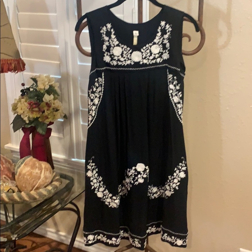 Ivy Jane: Uncle Frank dress....perfect  for summer. Wash/hang to dry